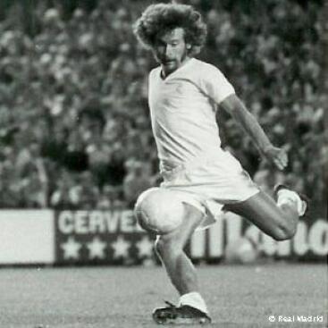 Paul Breitner. Best defender of all time.