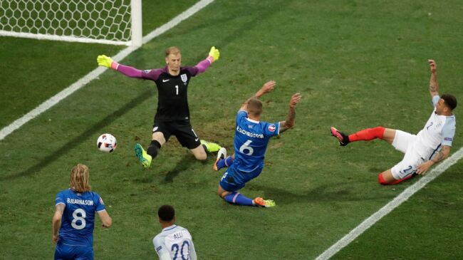 Ragnar Sigurdsson equalizes for Iceland