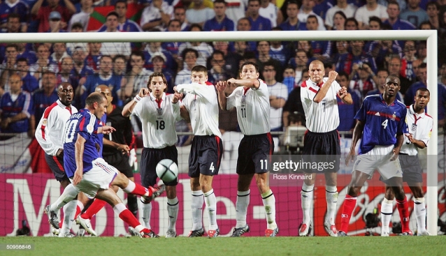 Zidane free-kick vs England 