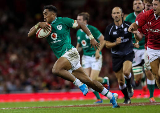 Bundee Aki Rugby