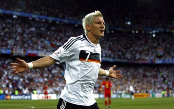 Schweinsteiger scores against Portugal