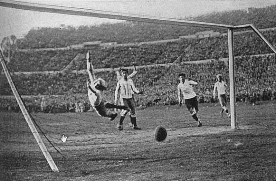 1930 – Uruguay - Uruguay football soccer CNF Nacional de Montevideo vs  Panathinaikos Ubiña Esparrago De Leon FIFA WORLD CUP SHEET MNH