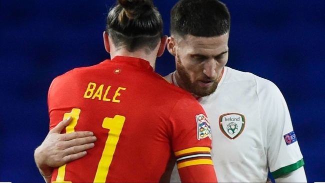 gareth bale hugging Matt Doherty