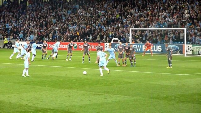 Kolarav scores a brilliant free-kick goal against Napoli in the UCL 