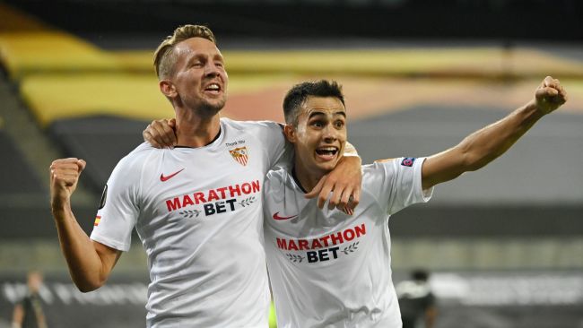 Luuk de Jong Sergio Reguilon Sevilla