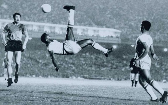 Pele with an overhead bicycle kick