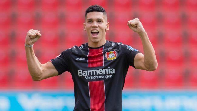 Paulinho Bayer Leverkusen