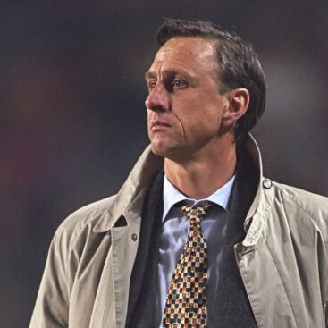 Johan Cryuff as Barcelona Manager