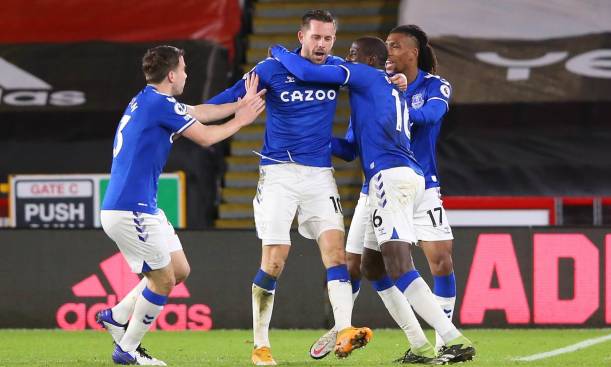 Everton players celebrating